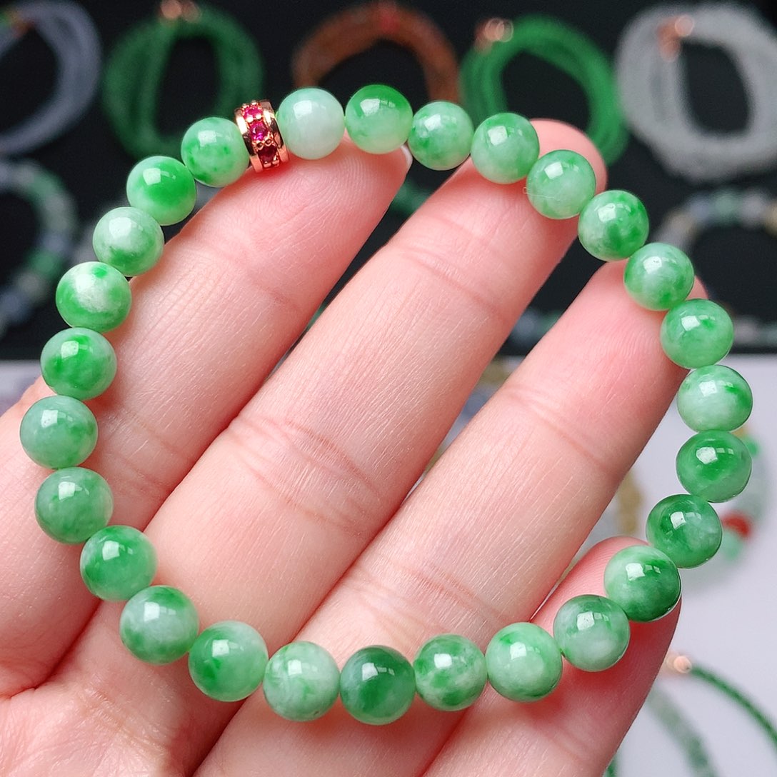 翡翠手链未镶嵌翡翠