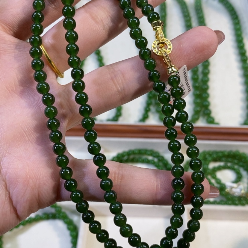 【闪购商品】和田玉（碧玉）颈饰未镶嵌