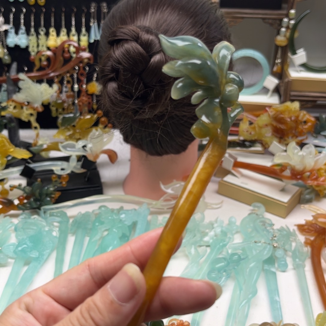 蛇纹石玉发饰合金