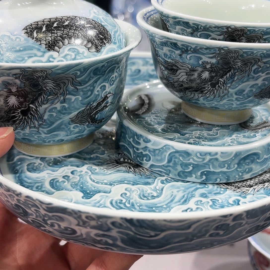 瓷片景德镇美术出版社