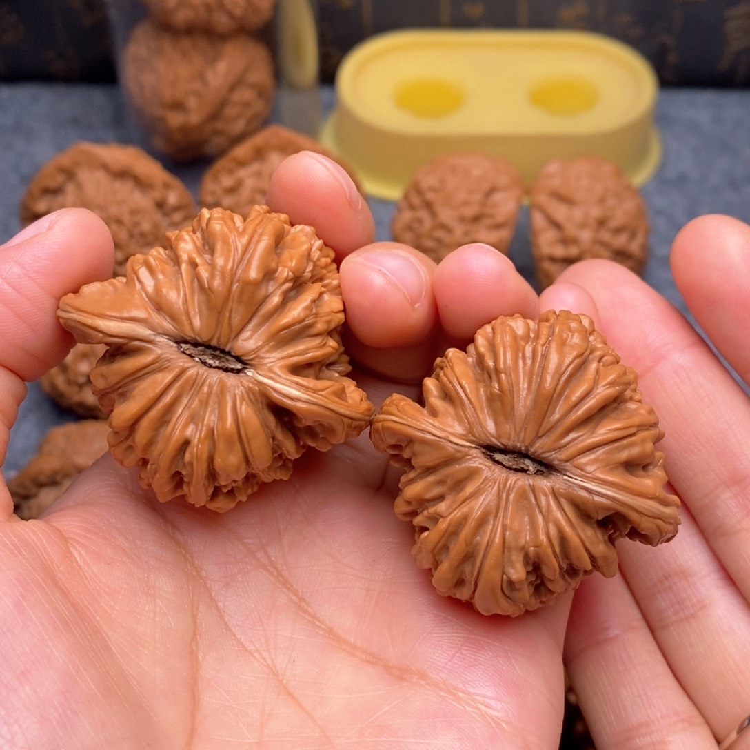 文玩核桃把件汉高楼43.8全品