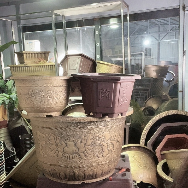 盆景盆80一个有孔的