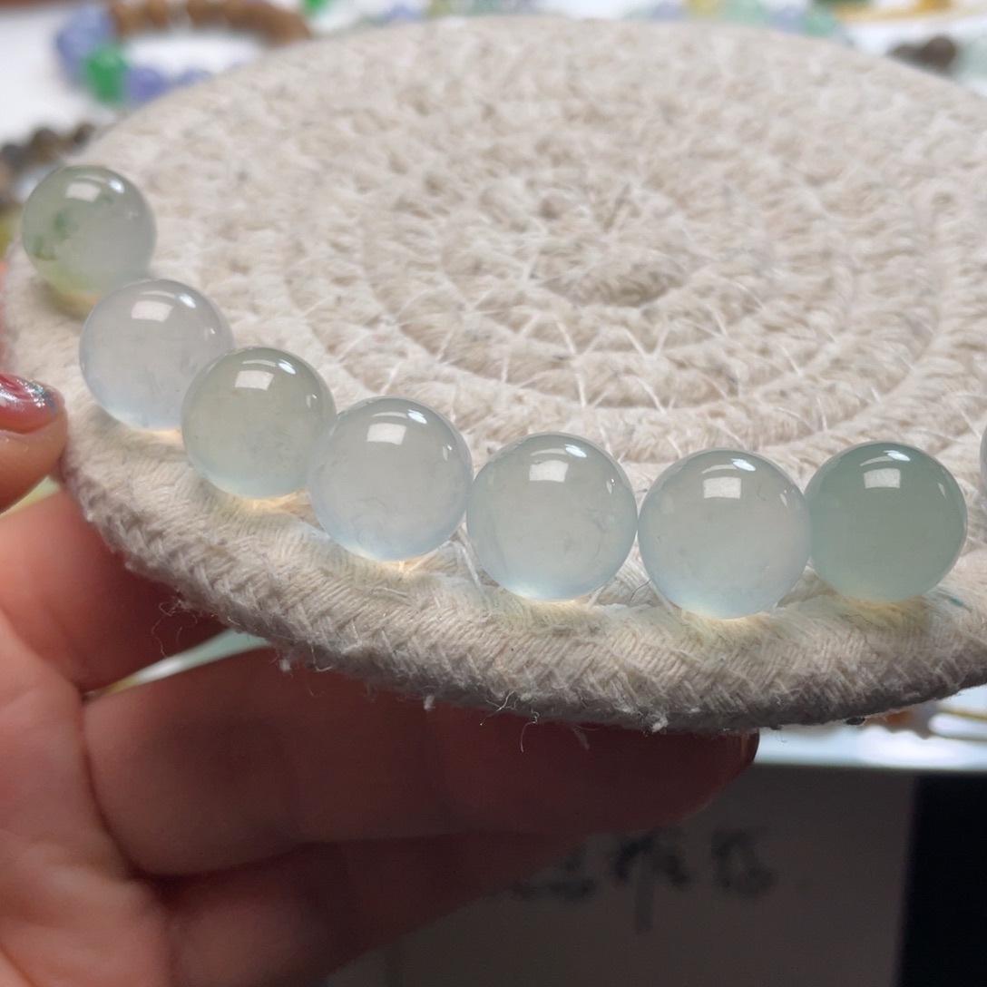 翡翠吊坠(不含链)未镶嵌一颗价