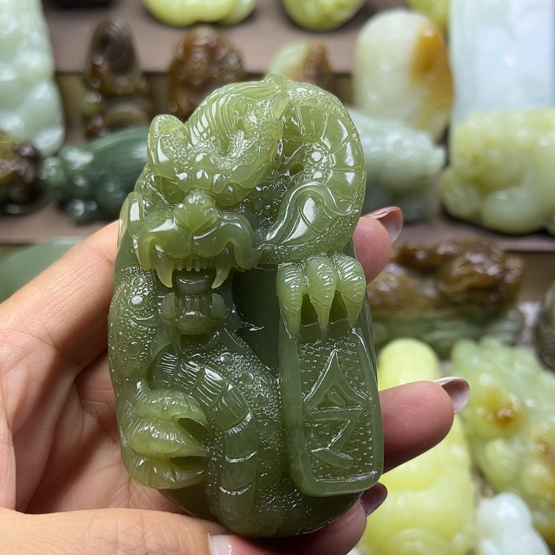 和田玉挂件未镶嵌我*