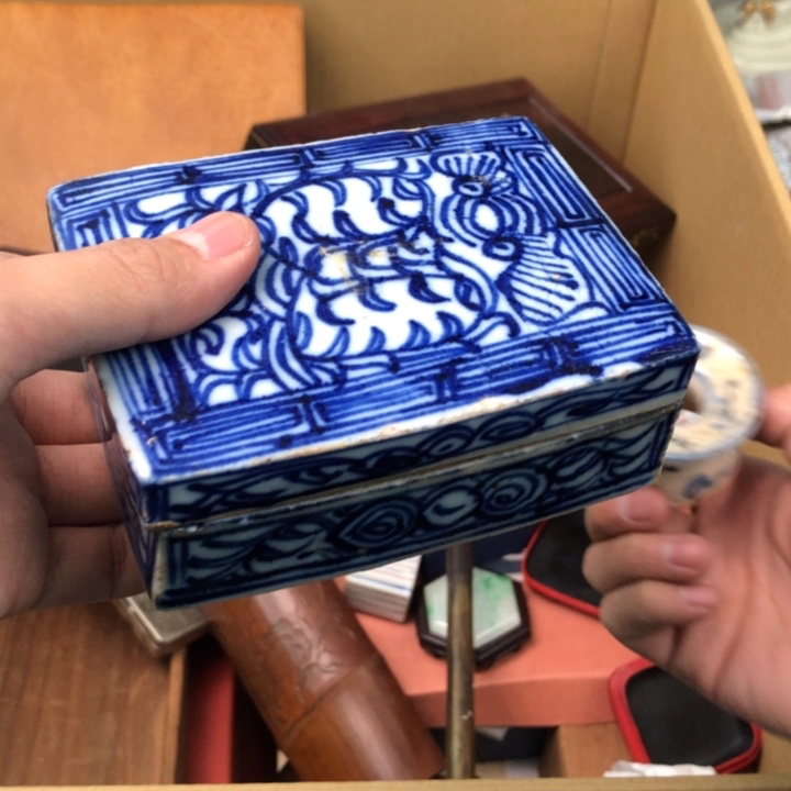 陶瓷孤品单件车里拍