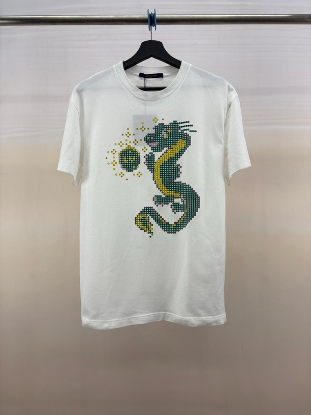 未使用 LouisVuitton/路易威登 龙年限定logo短袖/S码/M3030