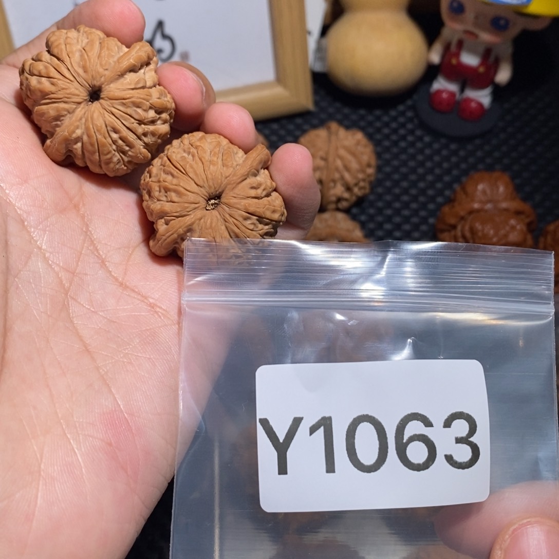 文玩核桃把件血麒麟36全品肉嘟嘟