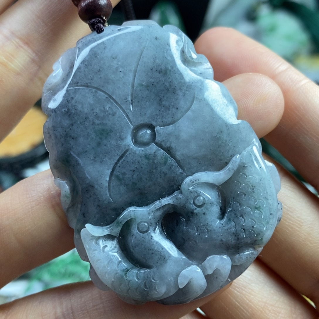 翡翠颈饰未镶嵌吊坠