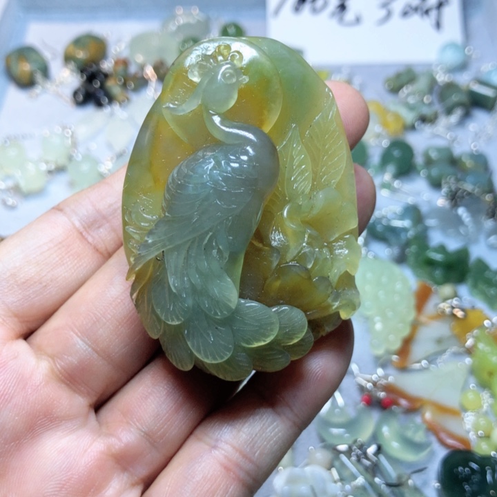 【闪购商品】蛇纹石玉挂件未镶嵌