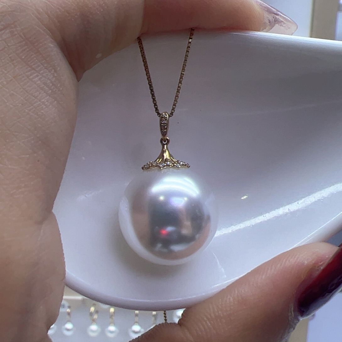 淡水珍珠吊坠(赠链)18K金镶嵌