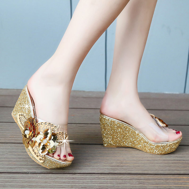 露趾夏季镂空尖头四季通用坡跟鞋跟鞋韩版大码室外中跟坡跟