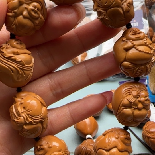 吊坠橄榄核橄榄雕工艺的