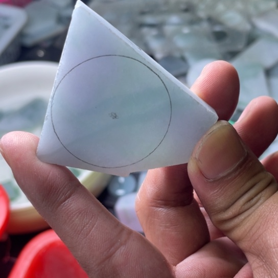 定制翡翠未镶嵌翡翠