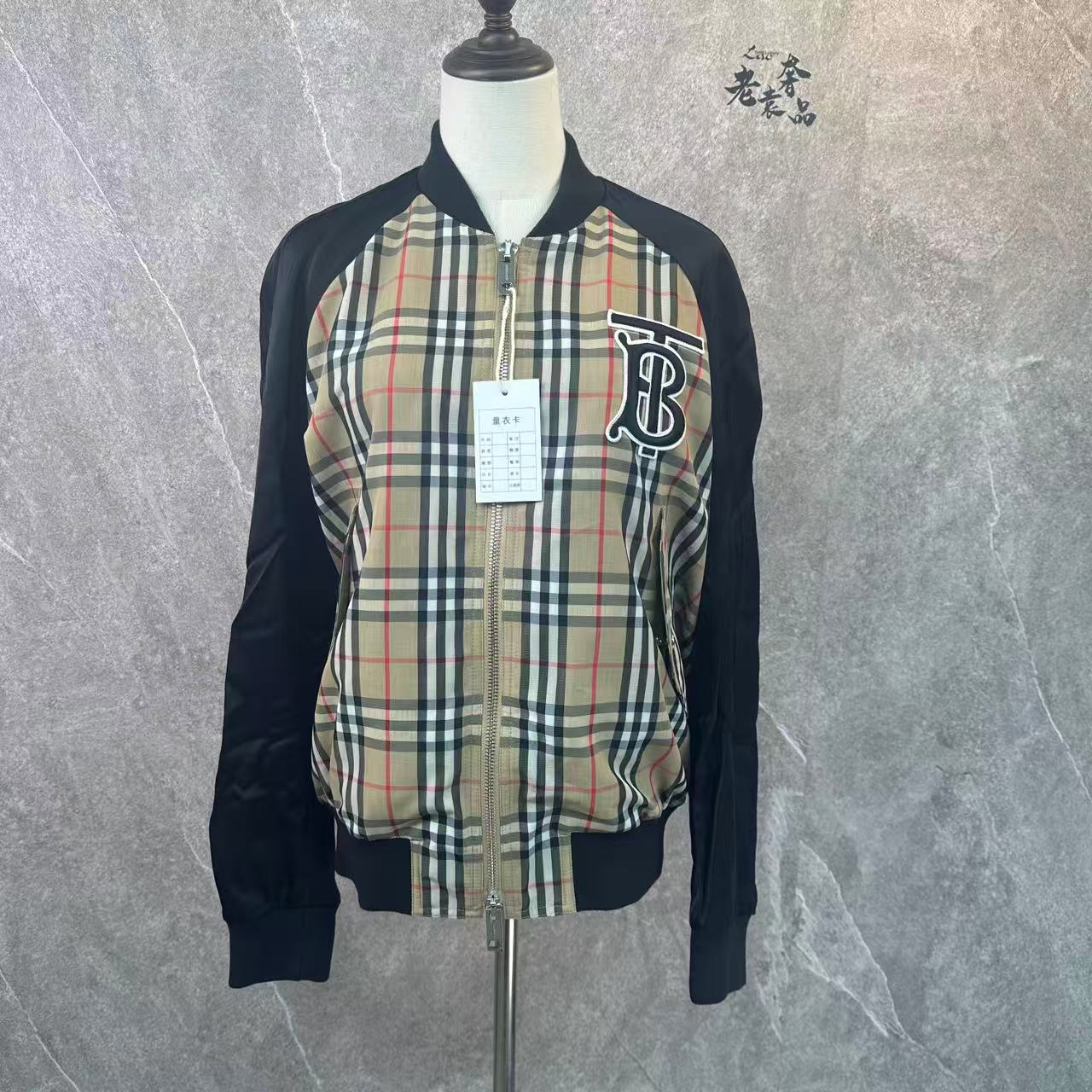 99新 BURBERRY/博柏利 海囤J/巴宝莉大衣/48码/he91159