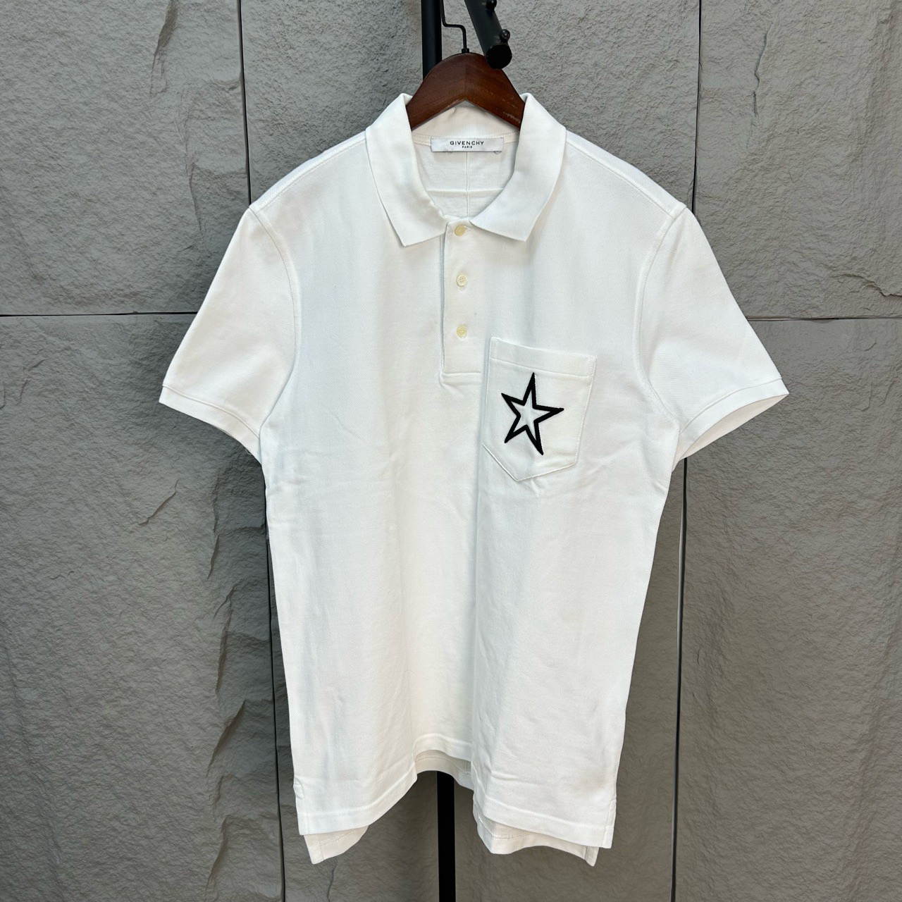 99新 Givenchy/纪梵希 五角星徽标刺绣白色Polo衫 L码 ys001080
