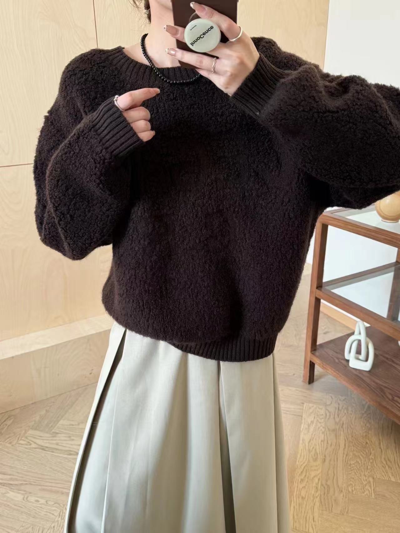 托卡纯色百搭圆领套头针织衫宽松云朵毛衣女7803