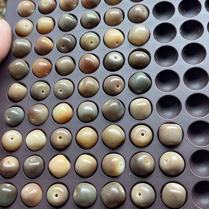 白玉菩提吊坠瑕疵11-10敦煌桶珠54颗