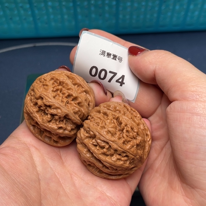 文玩核桃把件粗筋42