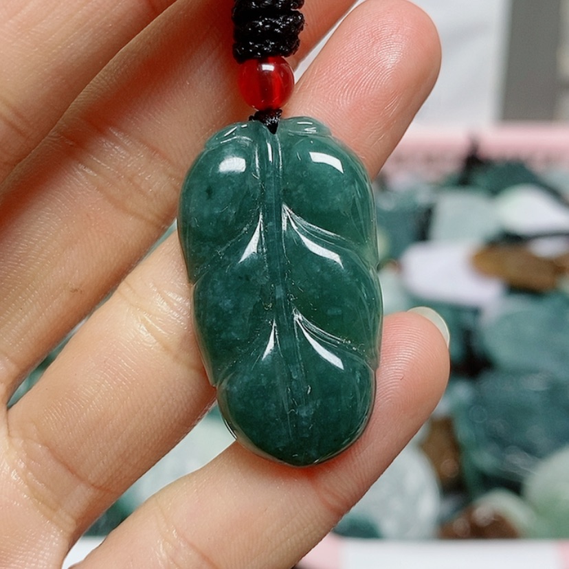 【闪购商品】翡翠颈饰未镶嵌纯天然