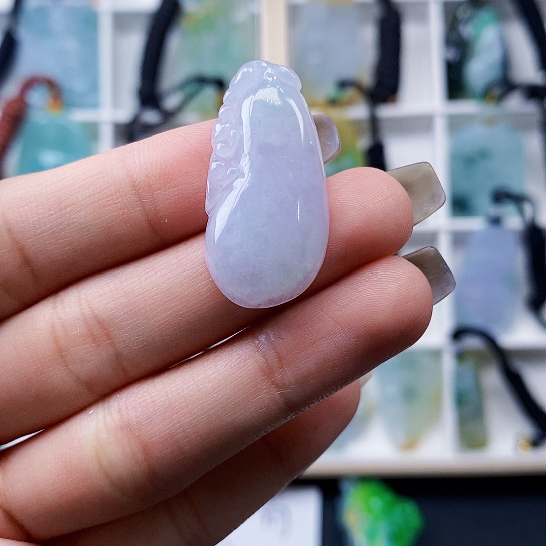 翡翠未镶嵌颈饰翡翠A货