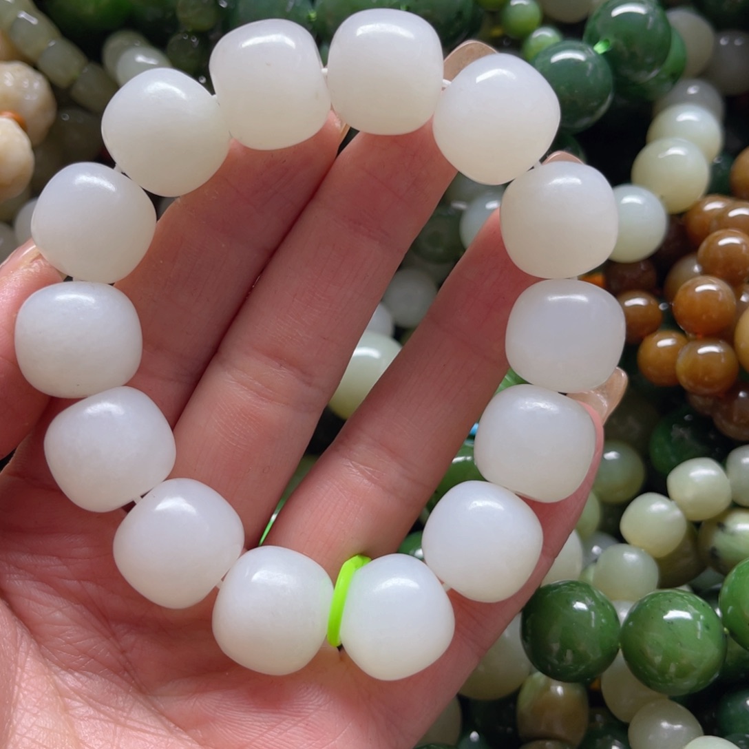 和田玉手链未镶嵌