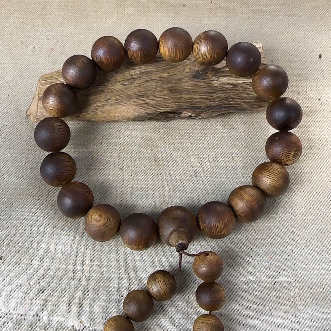 沉香沉香碎屑勾丝➕红土料子15圆珠手持款沉42克