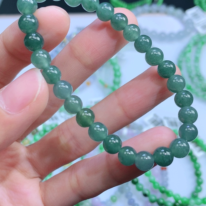 翡翠手链未镶嵌翡翠