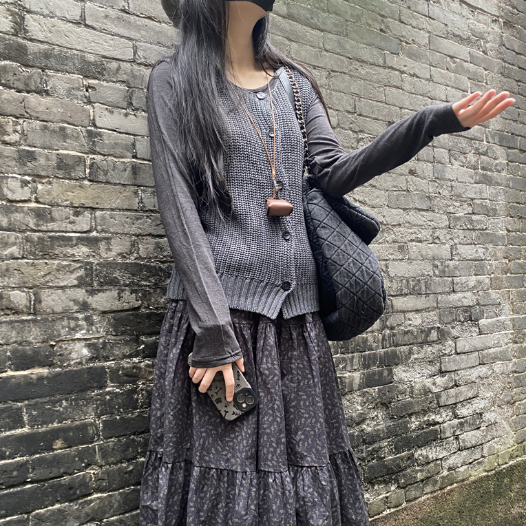 2025年春季新款女装时尚百搭半身裙女宽松显瘦休闲半身裙