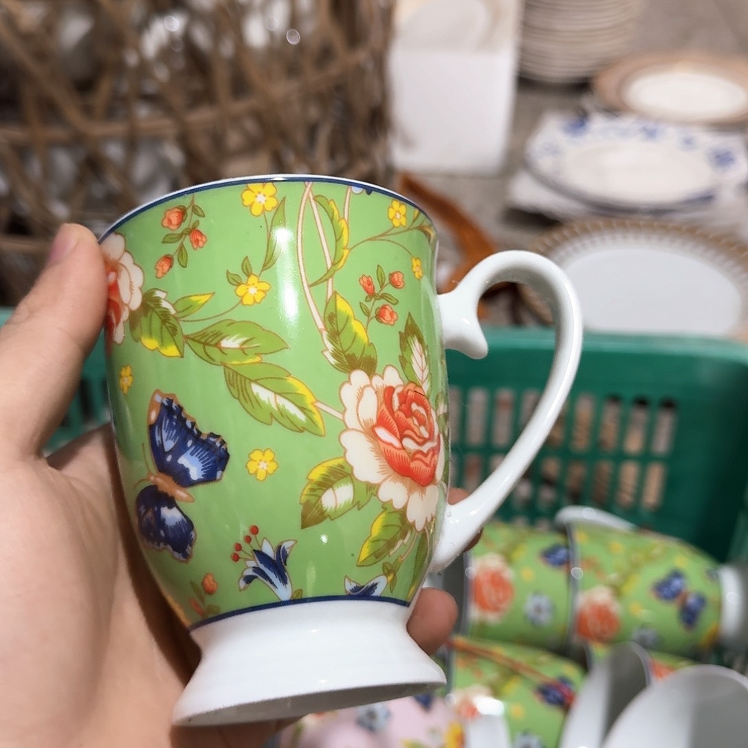 瓷一个杯子喜欢拍