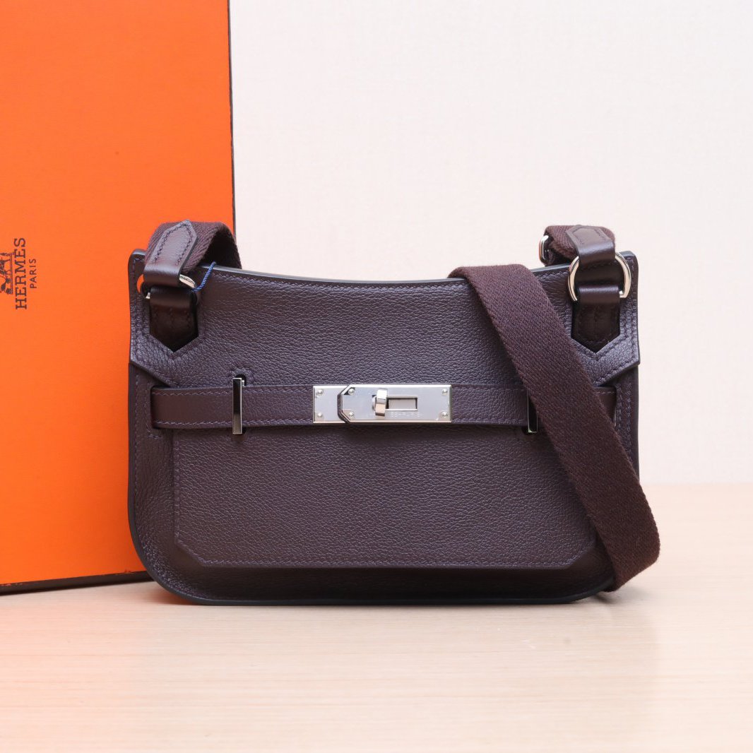 95新 Hermes/爱马仕 【小花念念】吉普赛 mini 马鞍红 B刻 银扣包