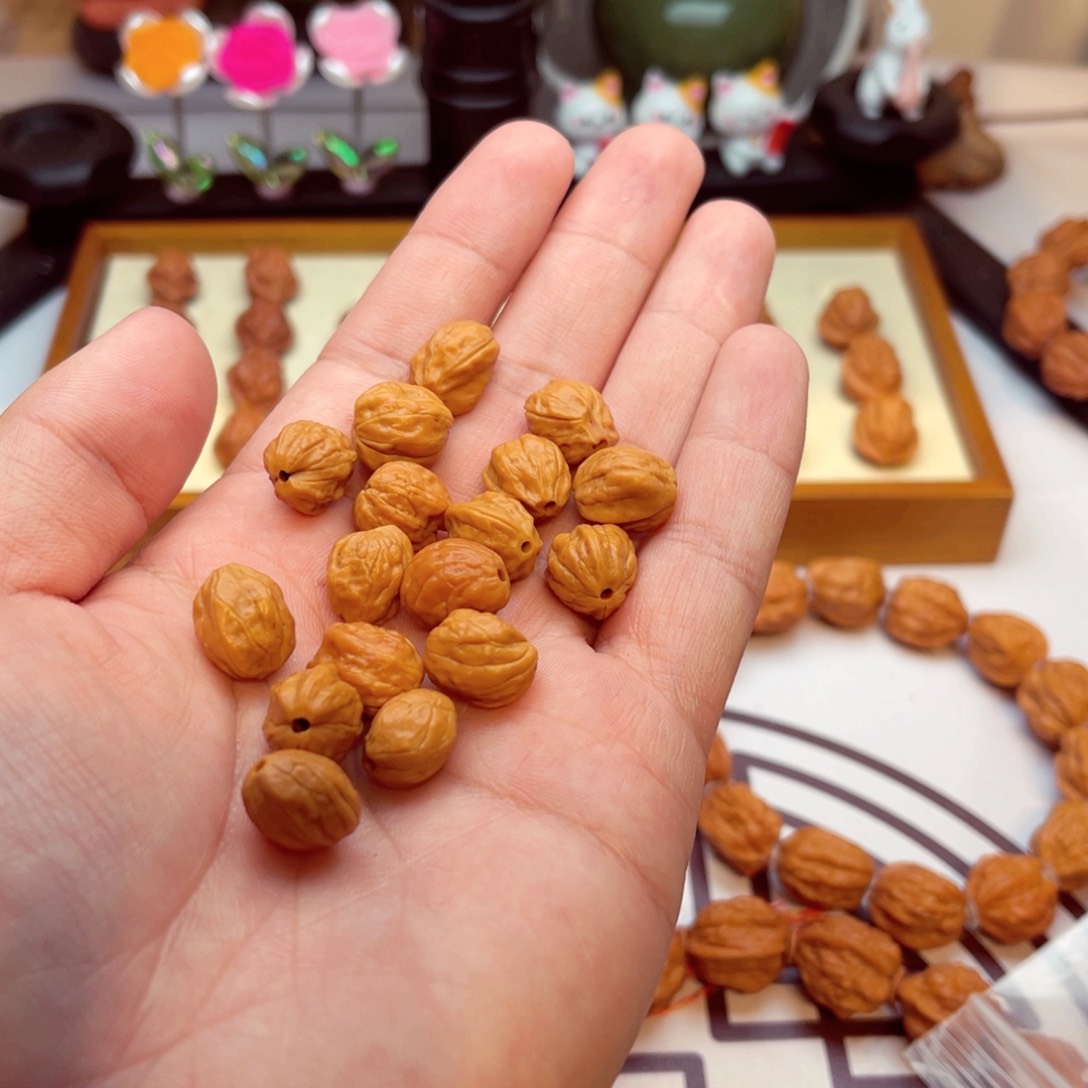 文玩核桃手串蛤蟆头