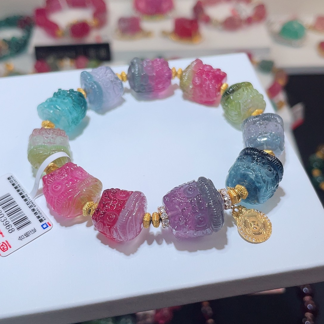 西瓜碧玺手链18K金镶嵌 醒狮