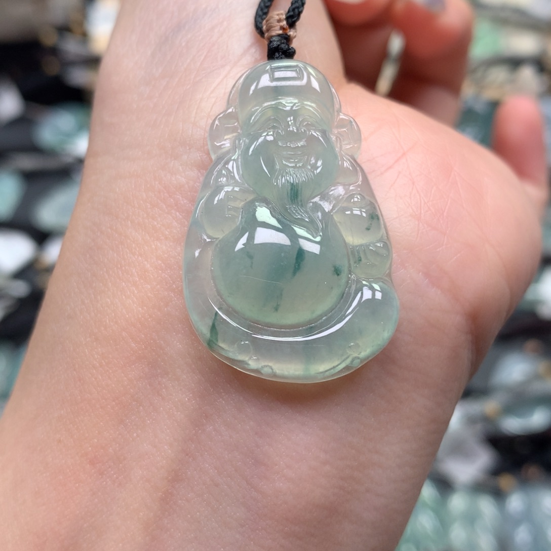 翡翠颈饰未镶嵌财神