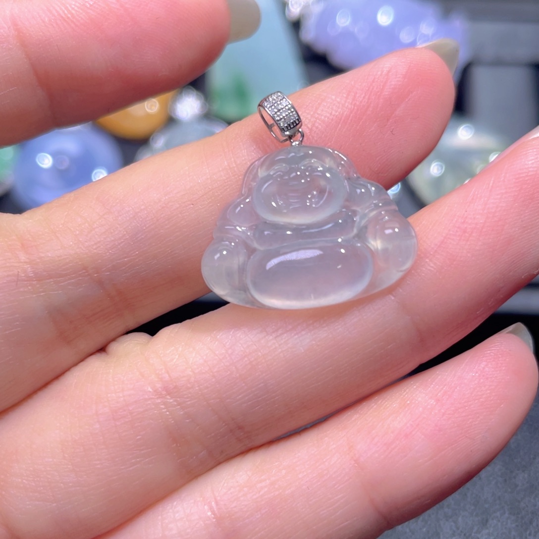 颈饰18K金镶嵌翡翠翡翠