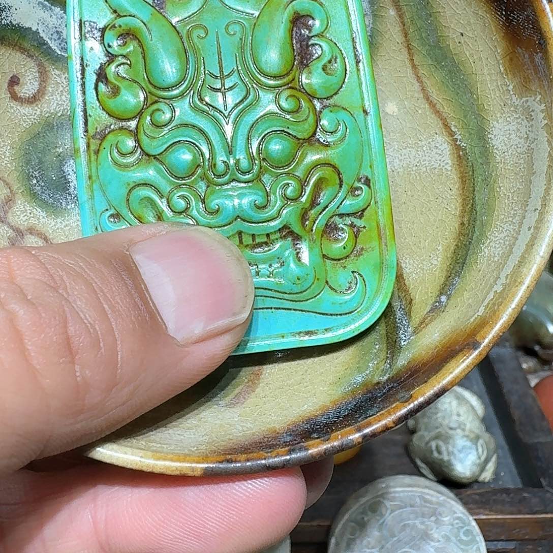 瓷片玩*q shi l lv t