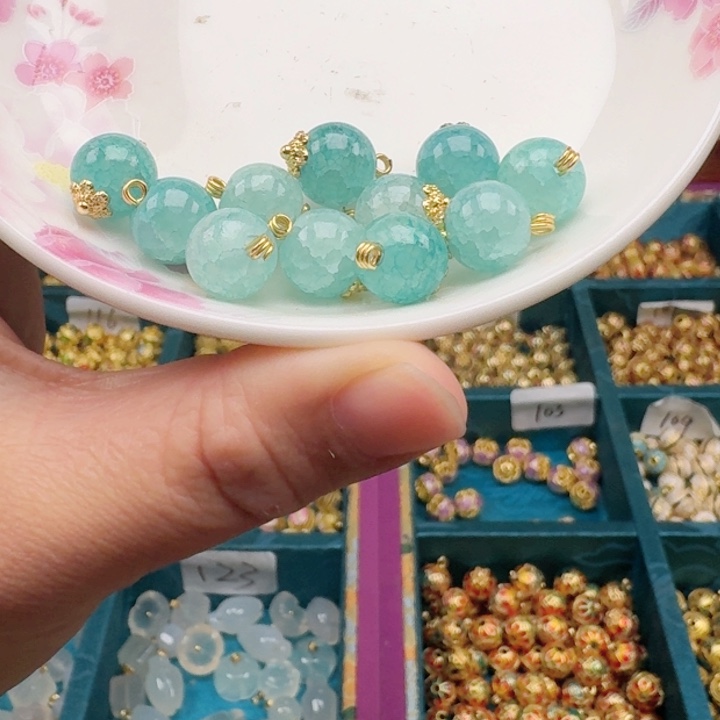 非遗传承手工圆珠扣