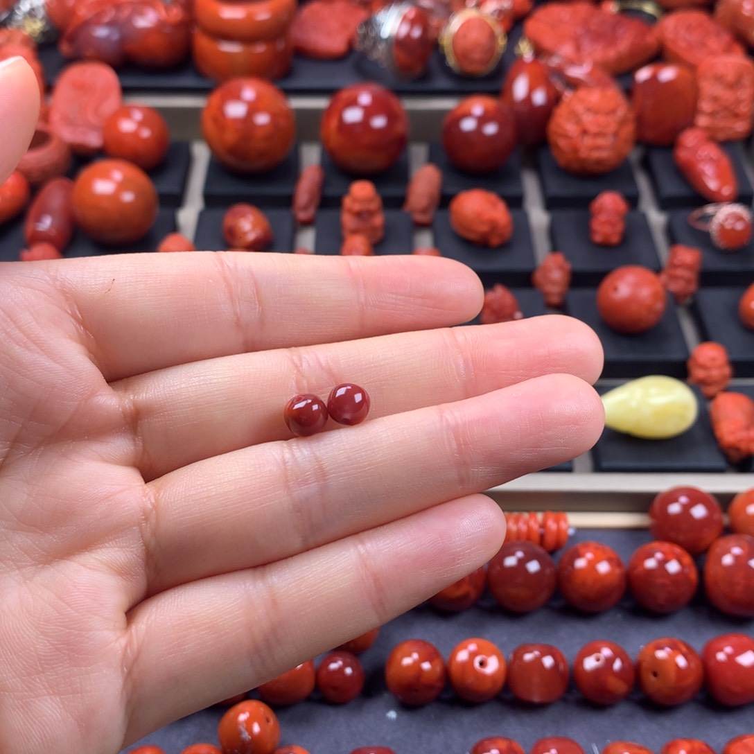T***s南红玛瑙.未镶嵌老型对珠6MM+