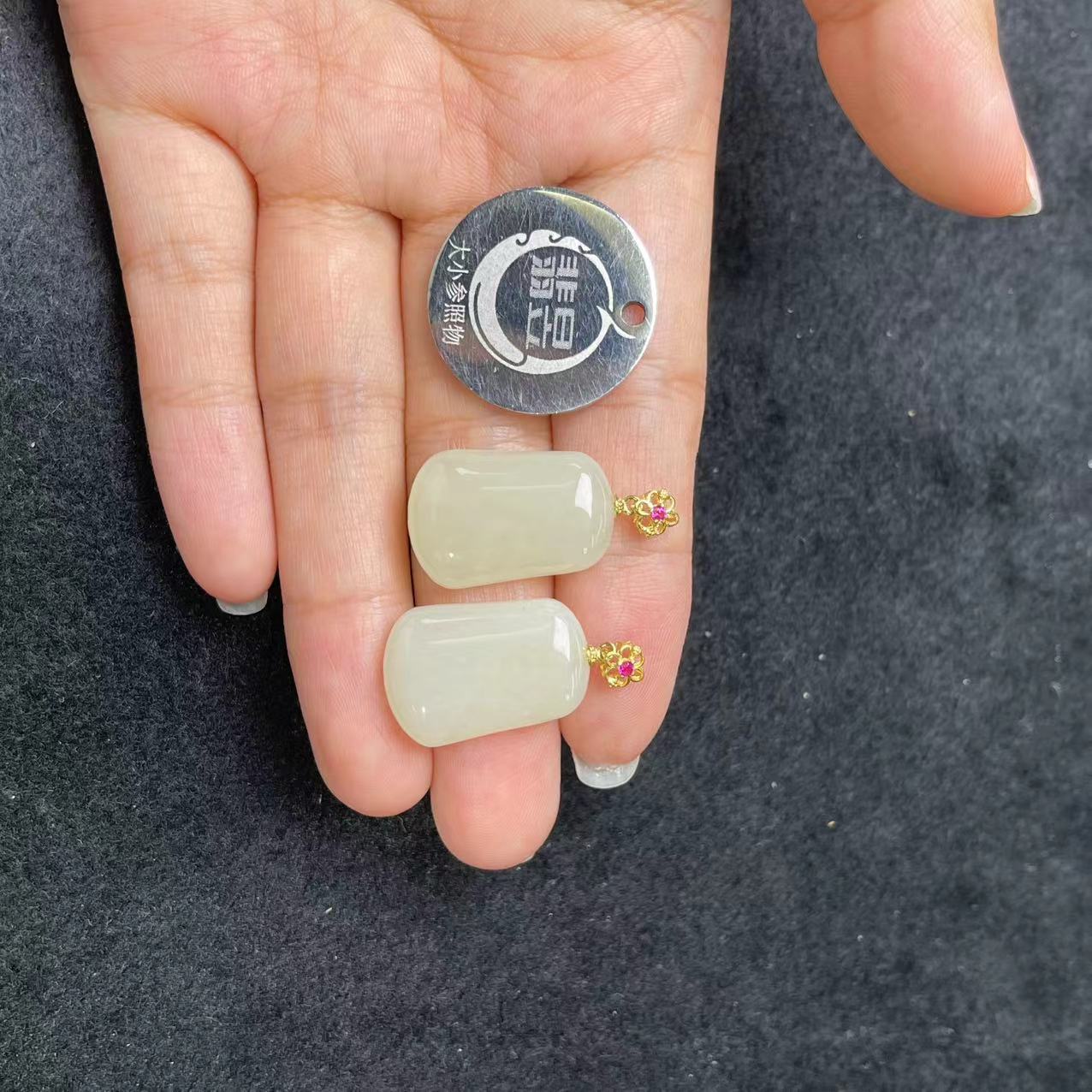 35002T16-4NH20-和田玉吊坠s925银扣/20*15*5-多样性/发一件