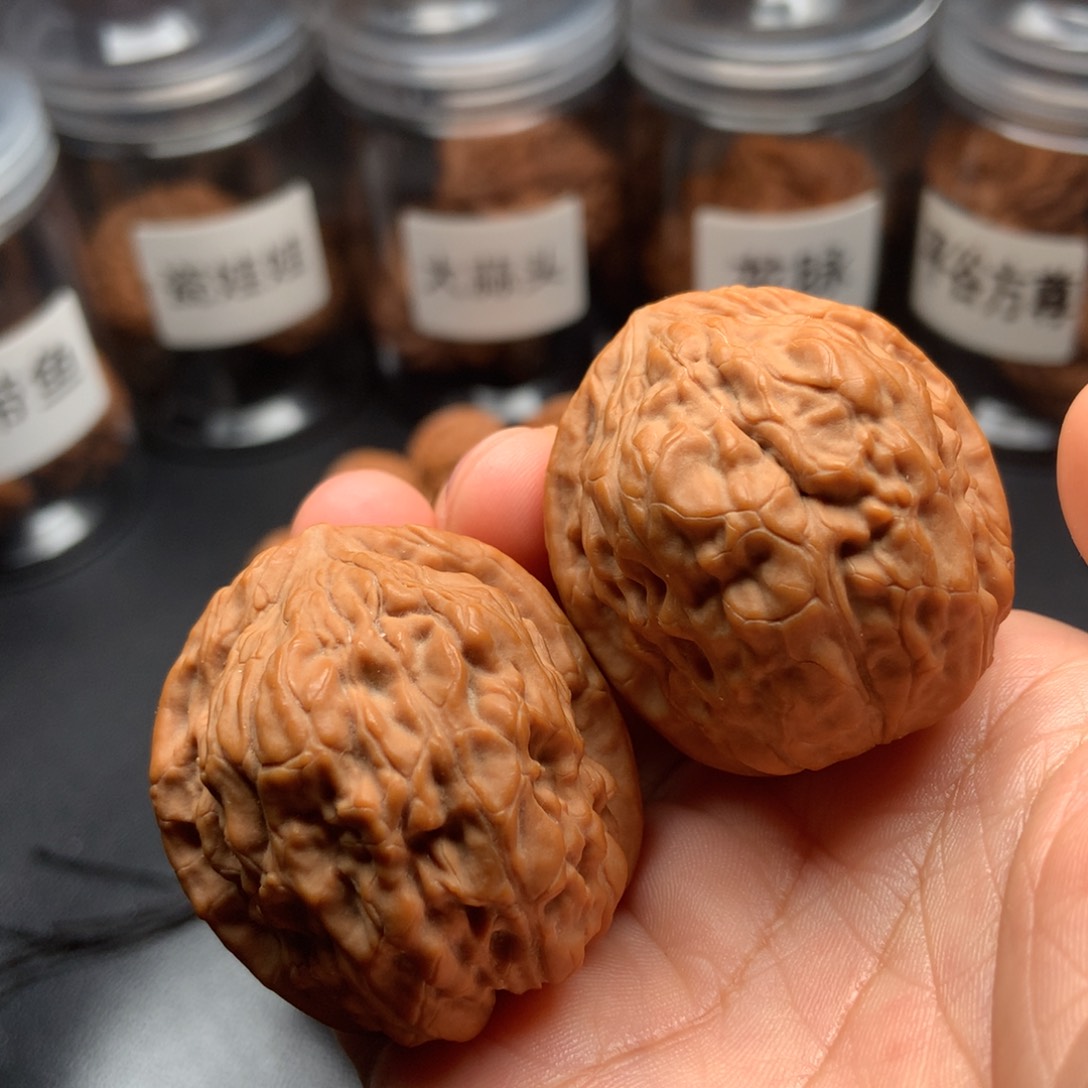 吊坠文玩核桃金钱豹