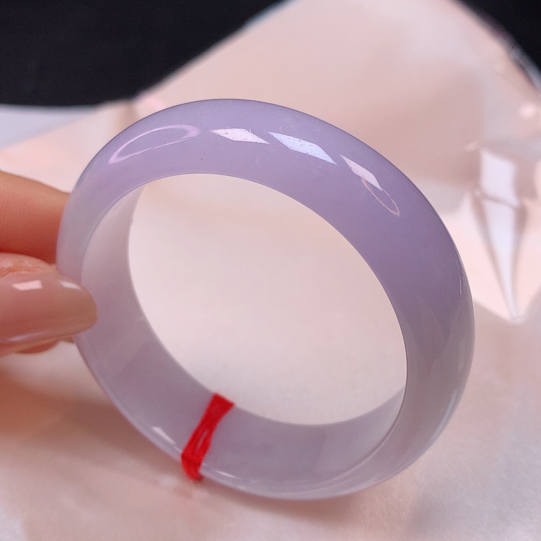 【闪购商品】翡翠手镯未镶嵌妞**现55贵妃手镯