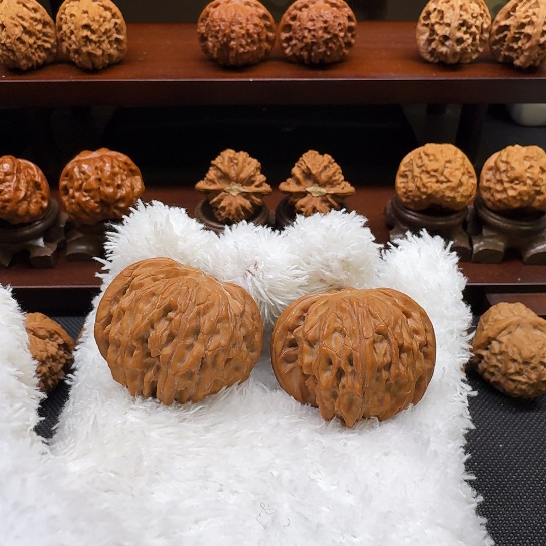 翁***手串/手链核桃全品水晶蜡皮蝴蝶磨盘40