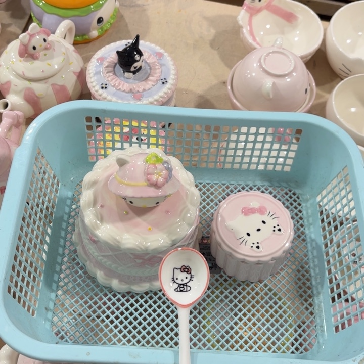 在外面吃了饭在回你电话紫砂