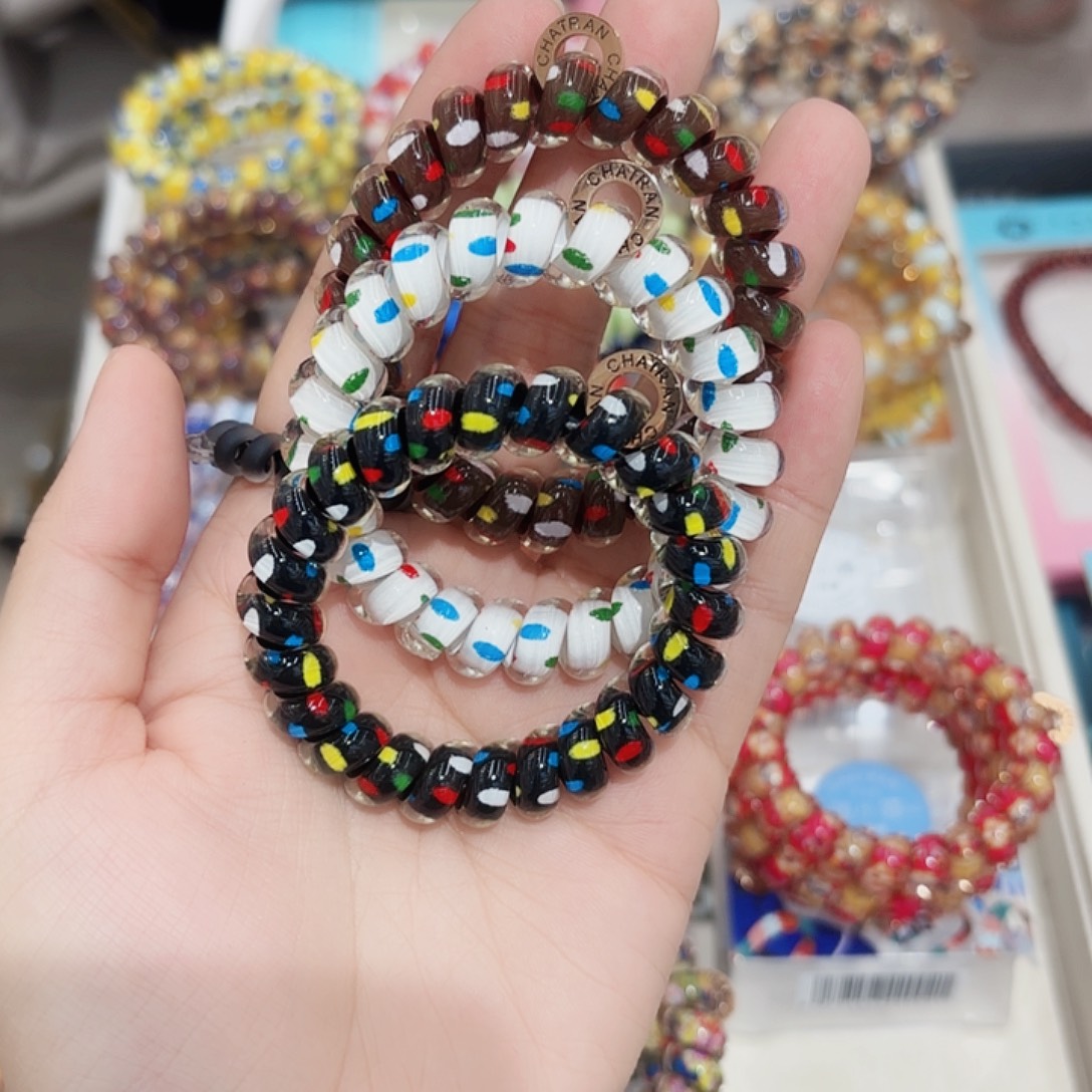 非金属发饰68号一盒L联名款