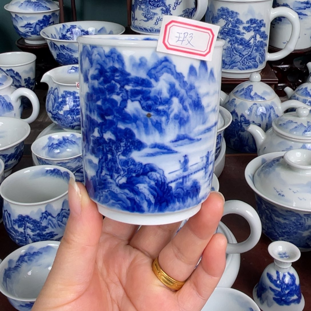 璟***贸陶手工手绘青花，青花
