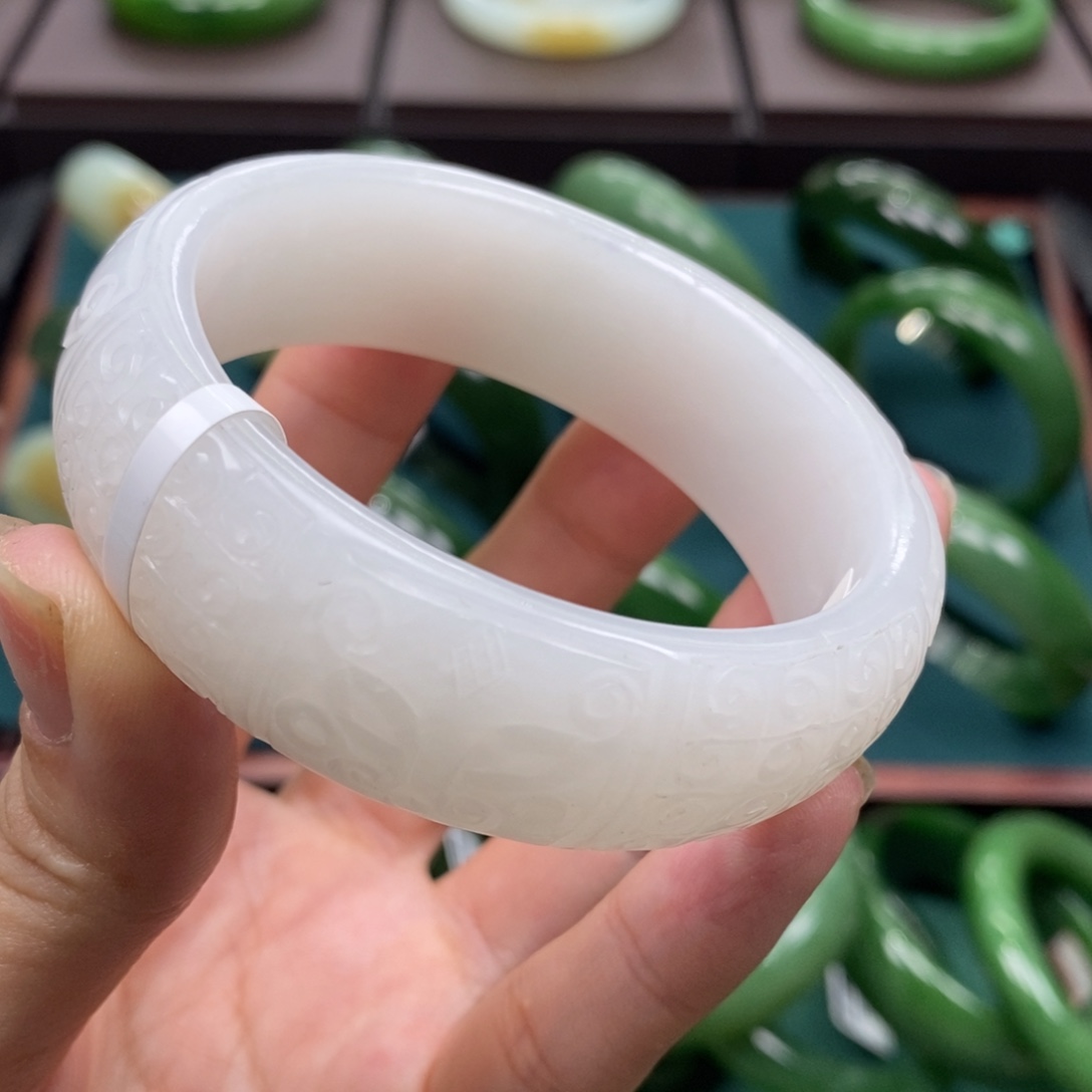 和田玉未镶嵌手镯5455