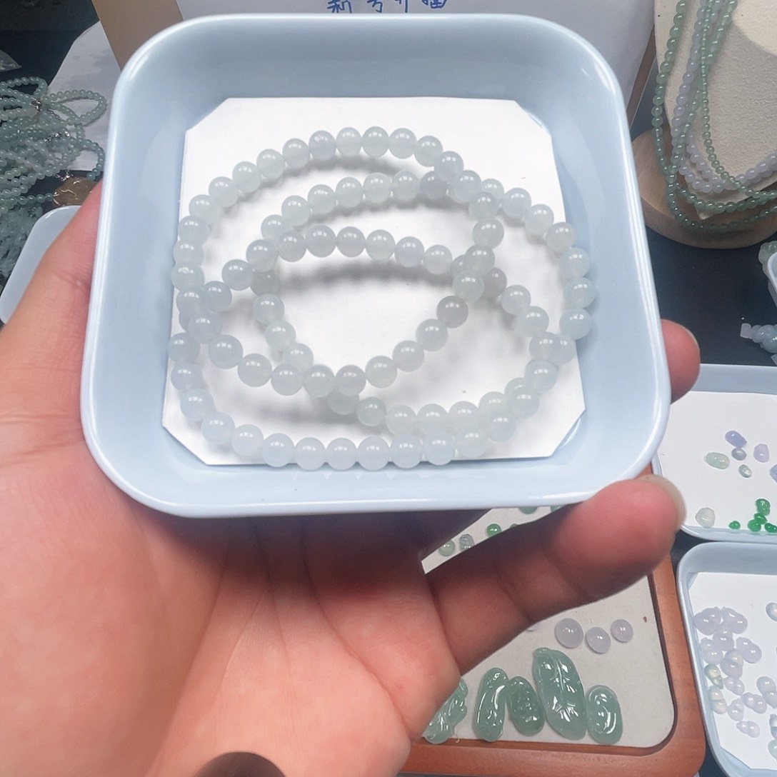 未镶嵌挂件翡翠1