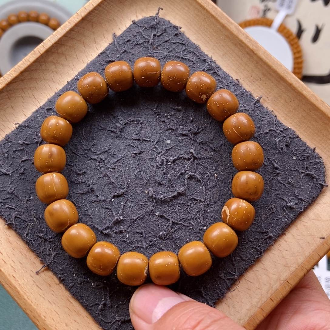 紫金鼠手串11mm实心微熊猫