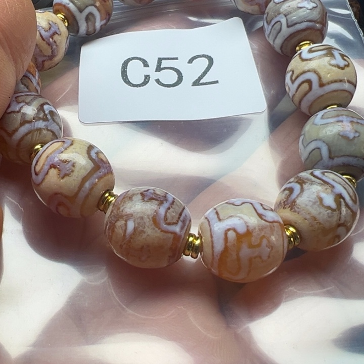 适***度玛瑙/玉髓未镶嵌手链