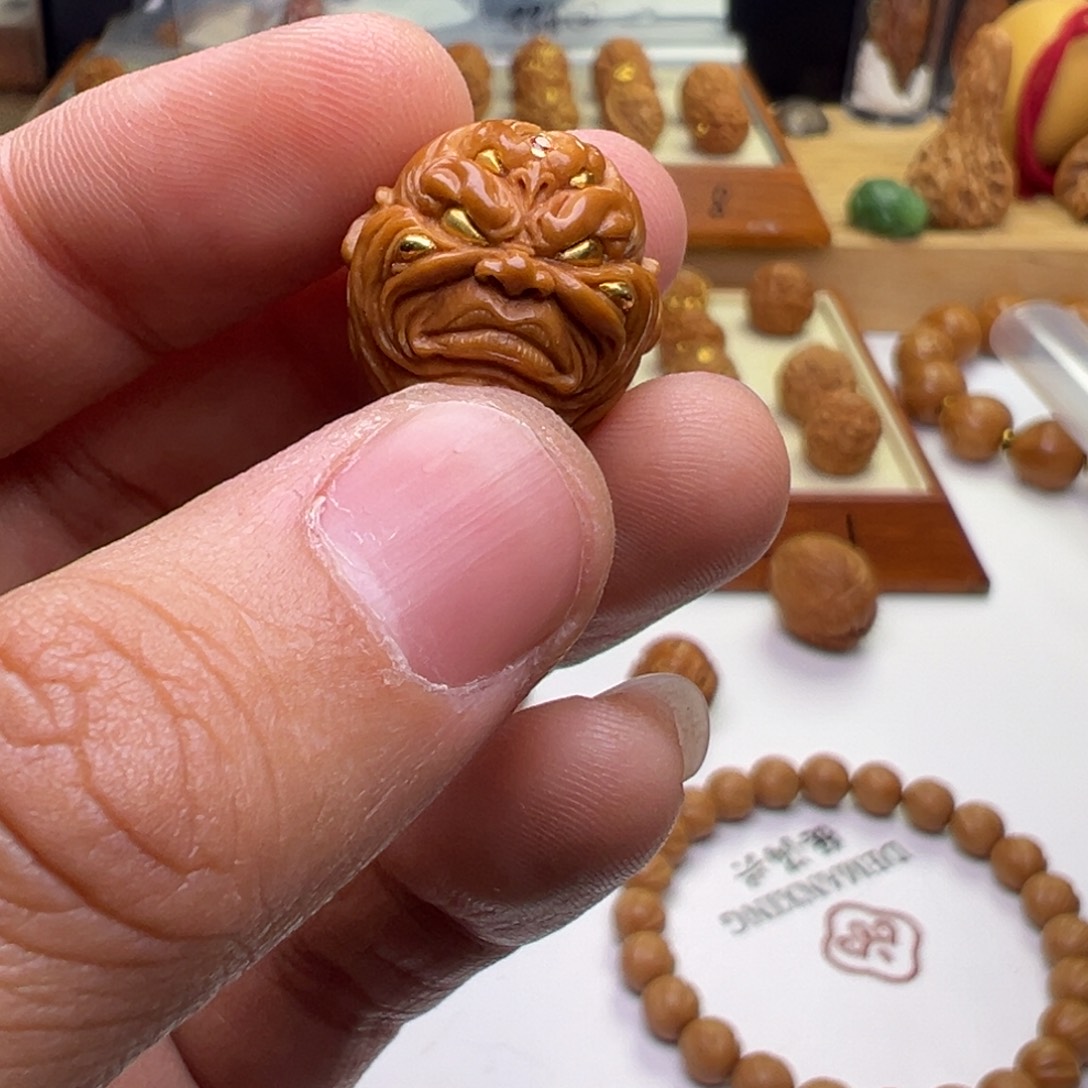 吊坠猴头核桃猴头