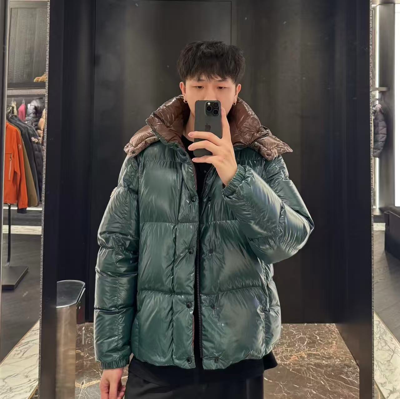 未使用 MONCLER 盟可睐 25男士短款羽绒夹克外套 parana 
